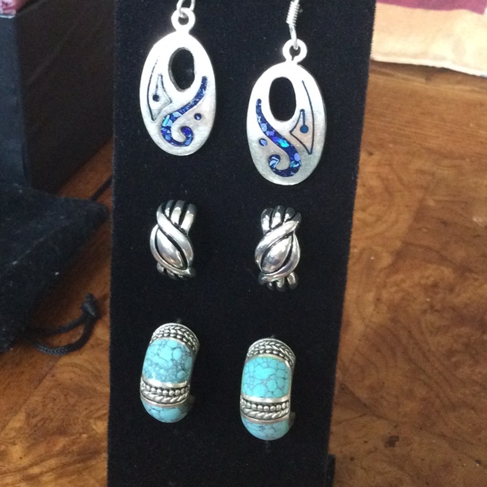 3 pair earring’s
